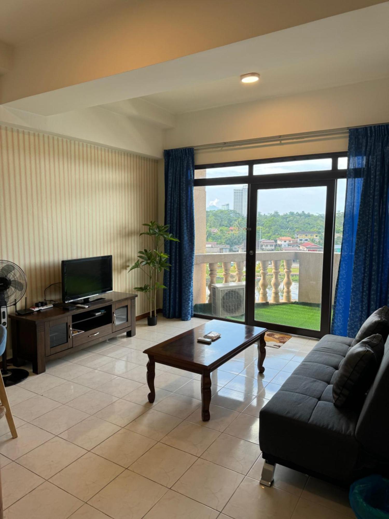 Riverview Home @Waterfront Kch Кучінг Номер фото